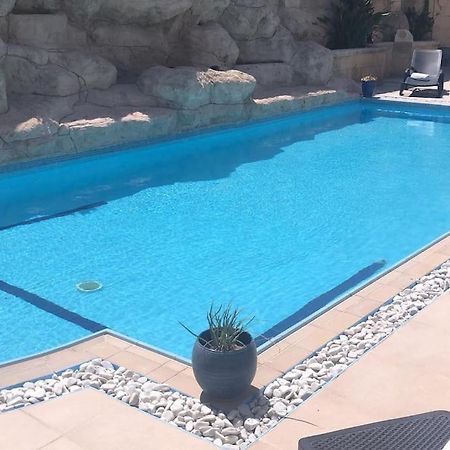 Velver Mansion, Malta - Luxury Villa With Pool Naxxar Екстериор снимка