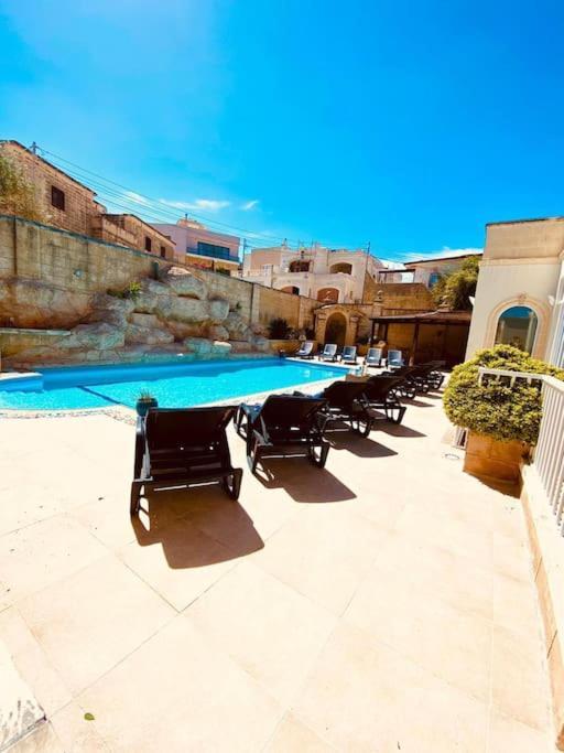 Velver Mansion, Malta - Luxury Villa With Pool Naxxar Екстериор снимка
