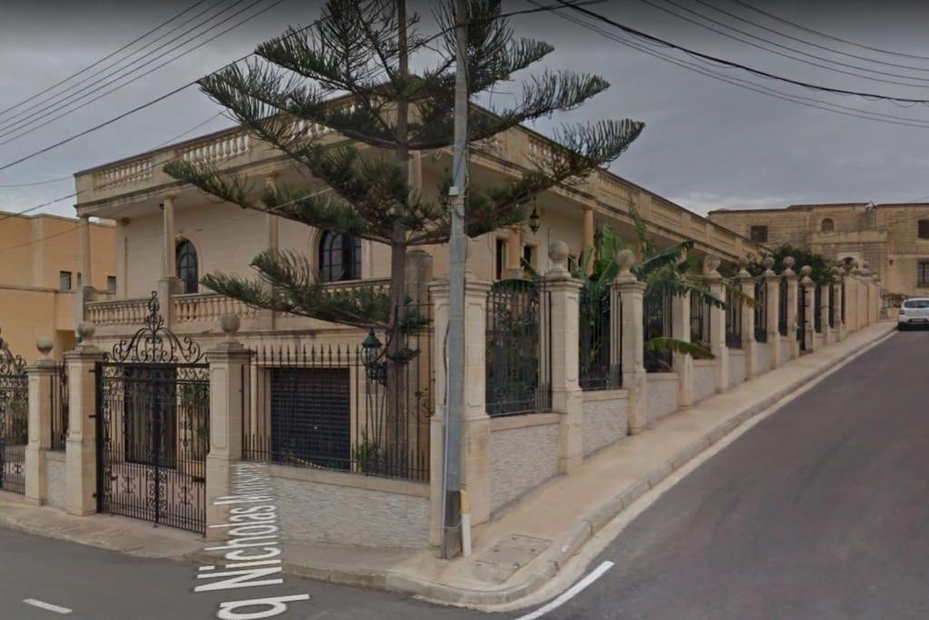 Velver Mansion, Malta - Luxury Villa With Pool Naxxar Екстериор снимка